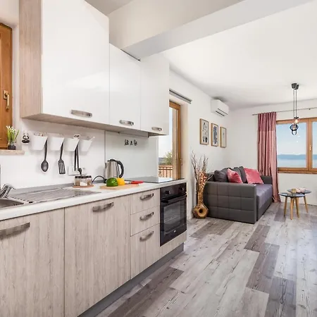 Fara Apartment